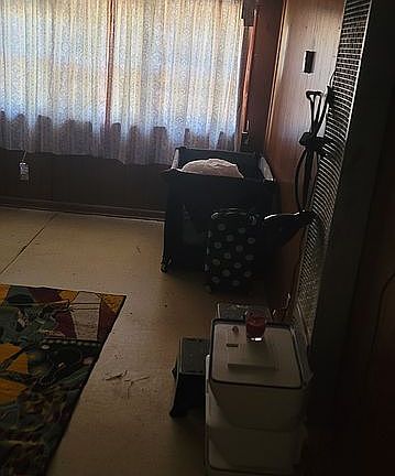 Den/Bonus Room