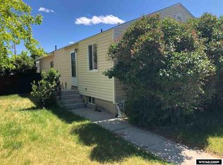 141 S 5th West St, Green River, WY 82935