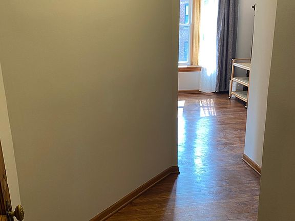 2nd image of 834 N Oakley Blvd #2
