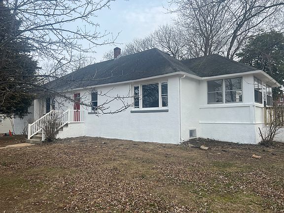2nd image of 231 Adams St #A1