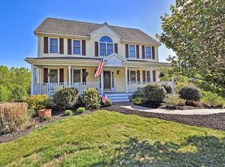 20 Grant Ave, Wrentham, MA 02093