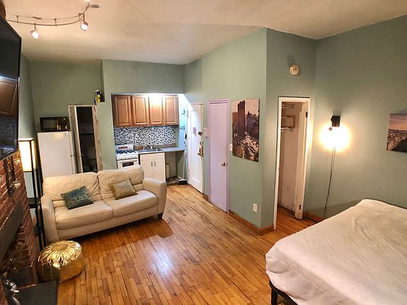 5th image of 934 8th Ave APT 1B