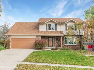 3517 Maple St, West Des Moines, IA 50265