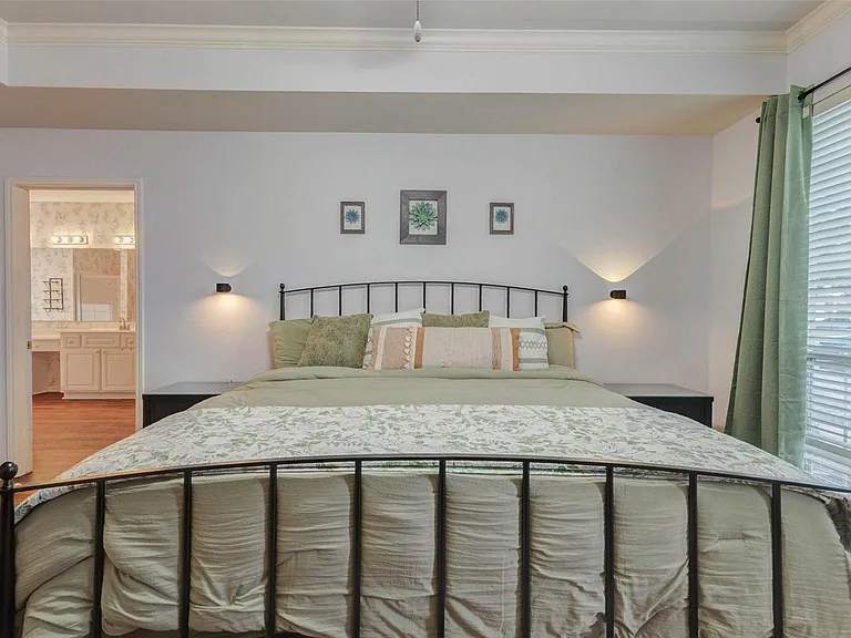 1606 Barrington Hills Ln — Photo 29