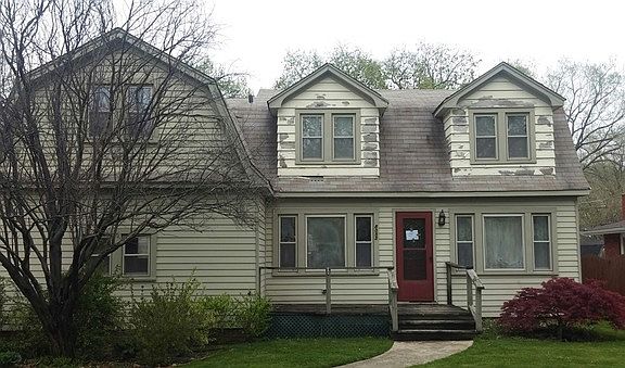 2nd image of 8055 Lawler Ave