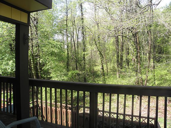 4th image of 6816 Deer Run Dr