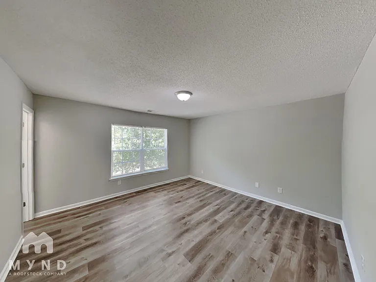 1219 Hunter Forest Ct — Photo 14
