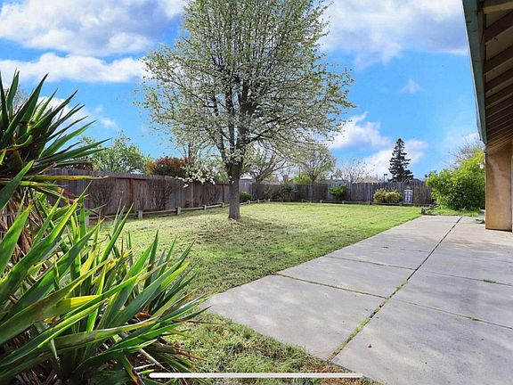 3rd image of 5763 Caribbean Cir