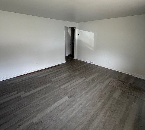 4th image of 417 9th St