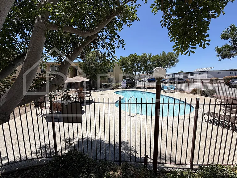 3240 Olive St — Photo 6
