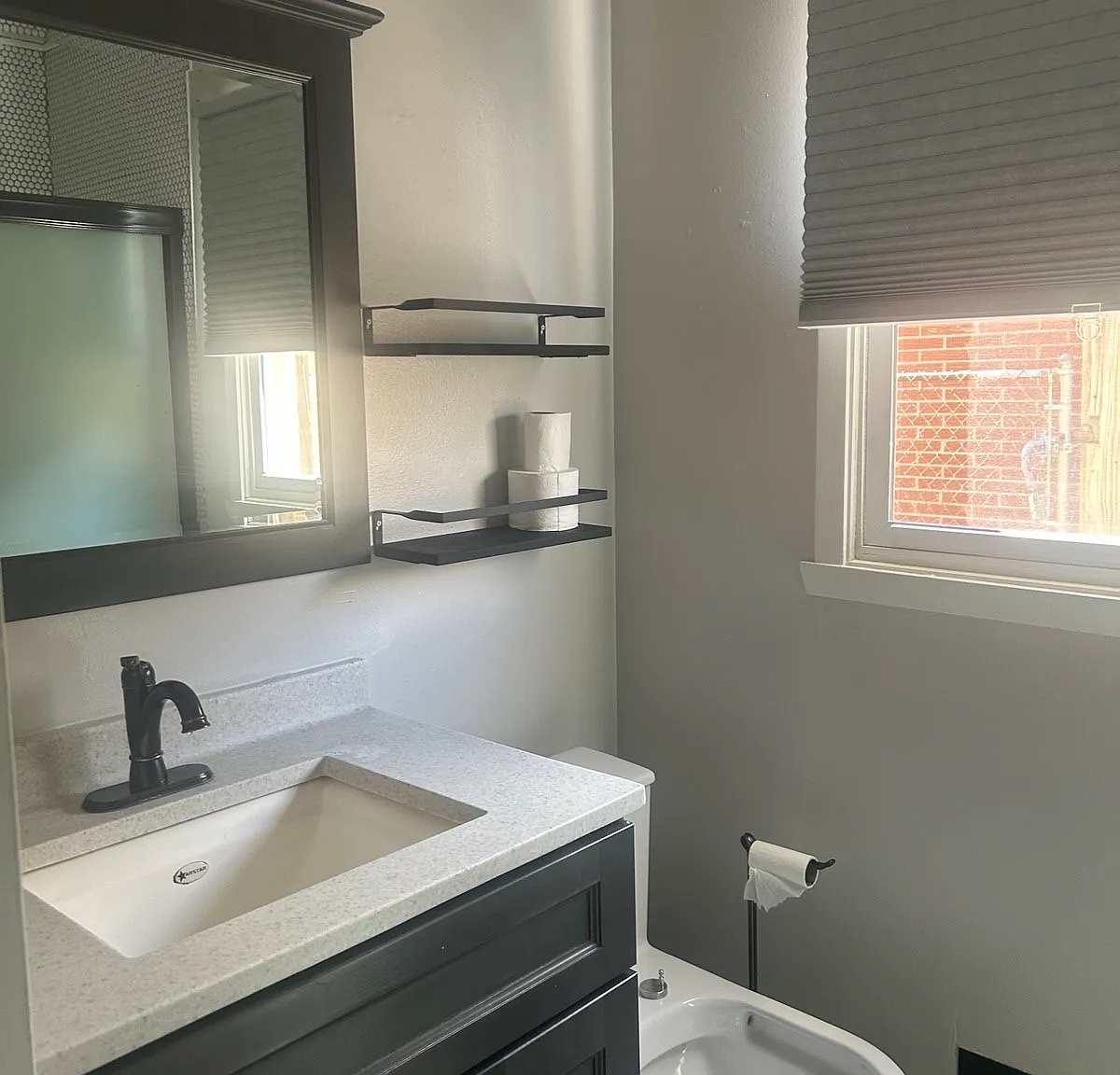 3 bed, 1.5 bath, 1100 sqft, $1,700 — Photo 4