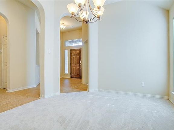 4th image of 2798 Sparks Dr