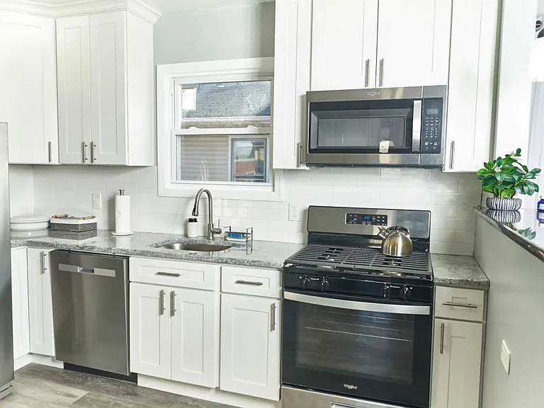 Grant Pl — Photo 2