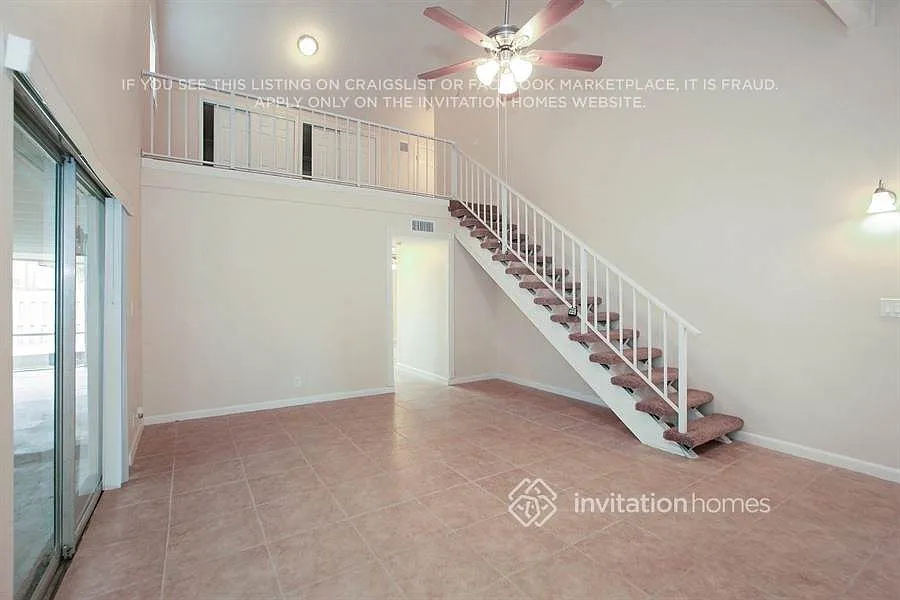 9361 NW 37th Ct Sunrise, FL 33351 — Photo 2