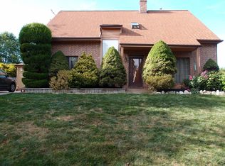 845 Jason Dr, Bensalem, PA 19020