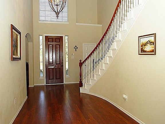 2nd image of 4908 Mosscreek Ln