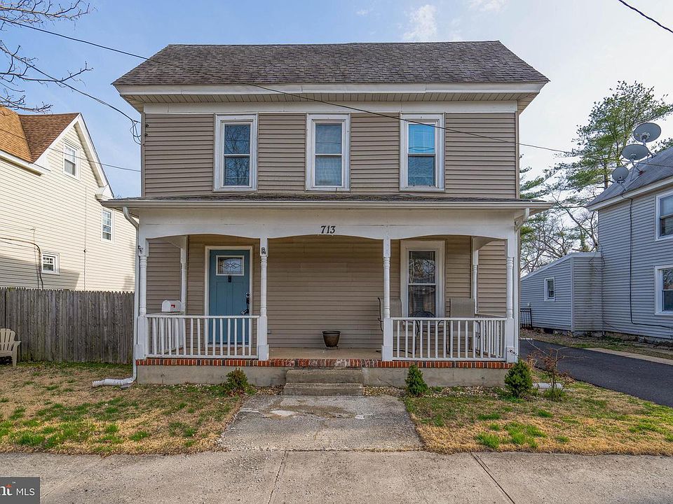 1st image of 713 E Broad St #E