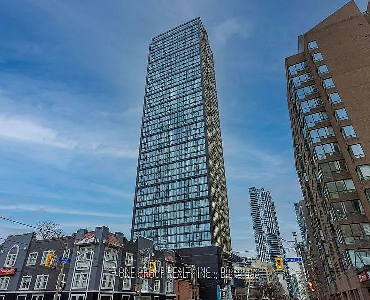 319 Jarvis St #902