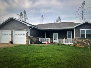 1205 Spring Valley Rd, Cuba City, WI 53807