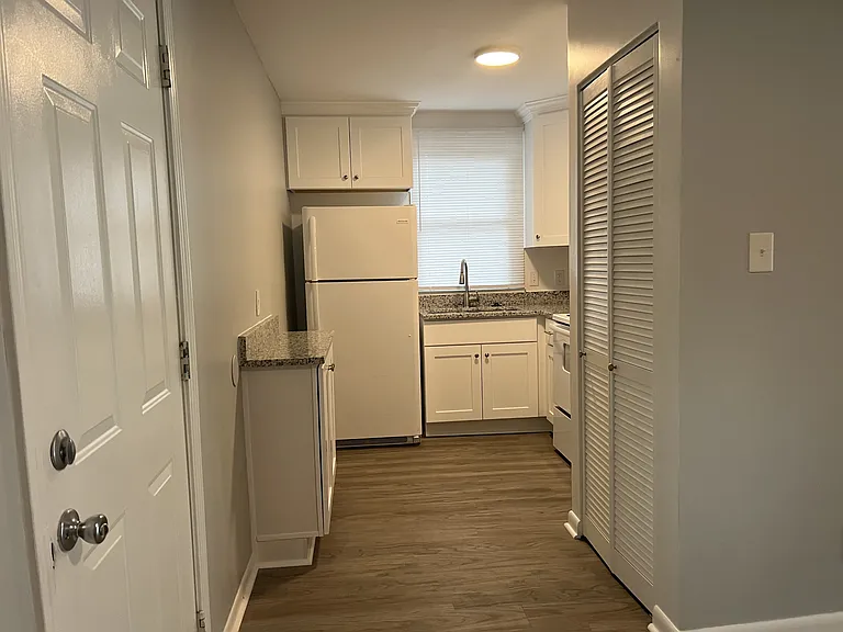 2509 Border Rd — Photo 10