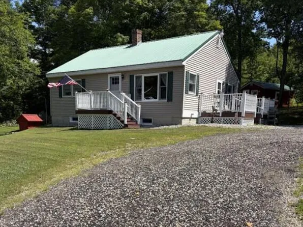 1042 Sokokis Trail, Cornish, ME 04020