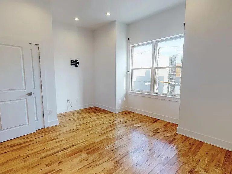 1440 N Franklin St #B — Photo 8