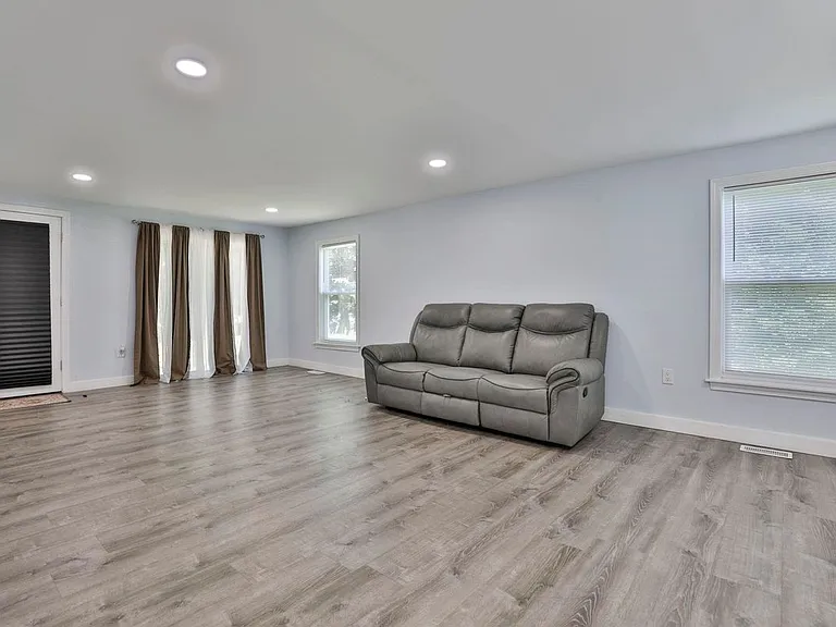 151 Tolles St — Photo 14
