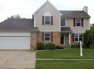 8283 Sherwood Dr, Grand Blanc, MI 48439