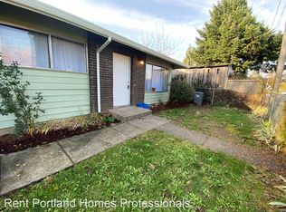 9745 SE Duke St, Portland, OR 97266