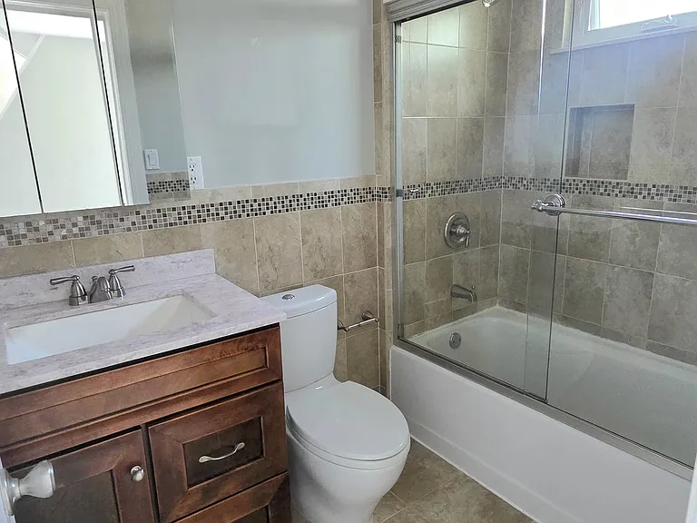 16 Allison Pl #1 — Photo 17