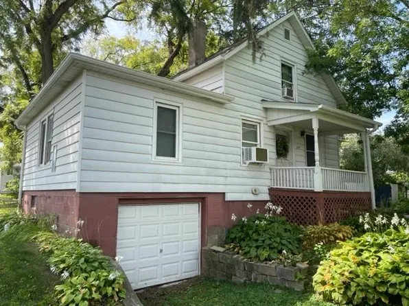 900 Melrose Ave, Iowa City, IA 52246