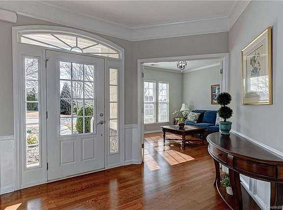 2nd image of 36163 Watsonia St