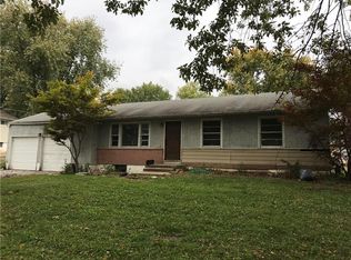 300 Brookside Dr, Belton, MO 64012