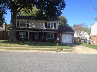 14 Fort Worth St, Hampton, VA 23669