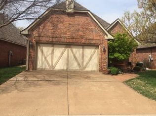 4609 Olde Village Cir, Edmond, OK 73013