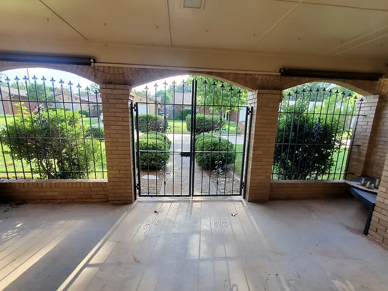 8500 N Arlington Dr — Photo 12