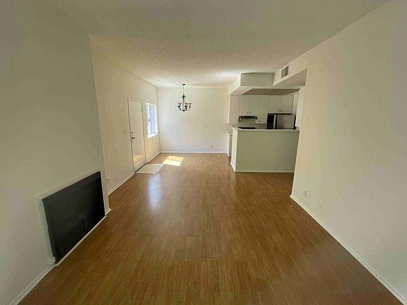 5th image of 4356 Colfax Ave #104