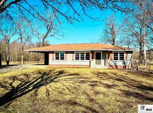 1133 Roundhill Rd, Oak Grove, LA 71263