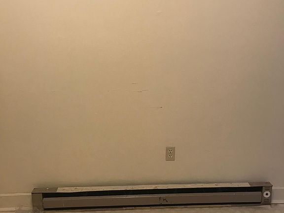 3rd image of 90 Maury St