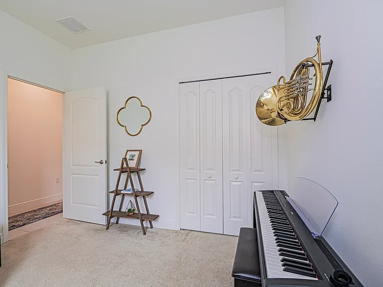 5945 Buttonwood Sq — Photo 17