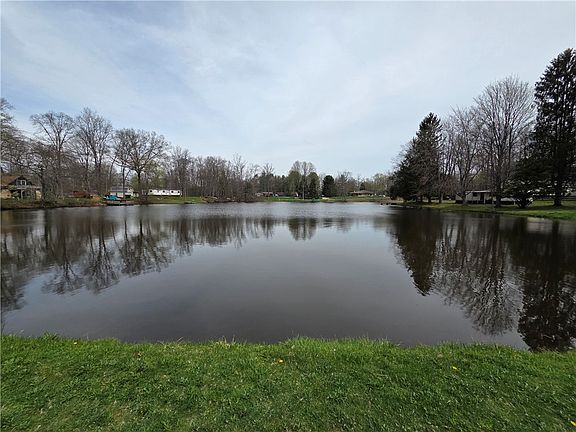 5th image of 208 Ottawa Rd