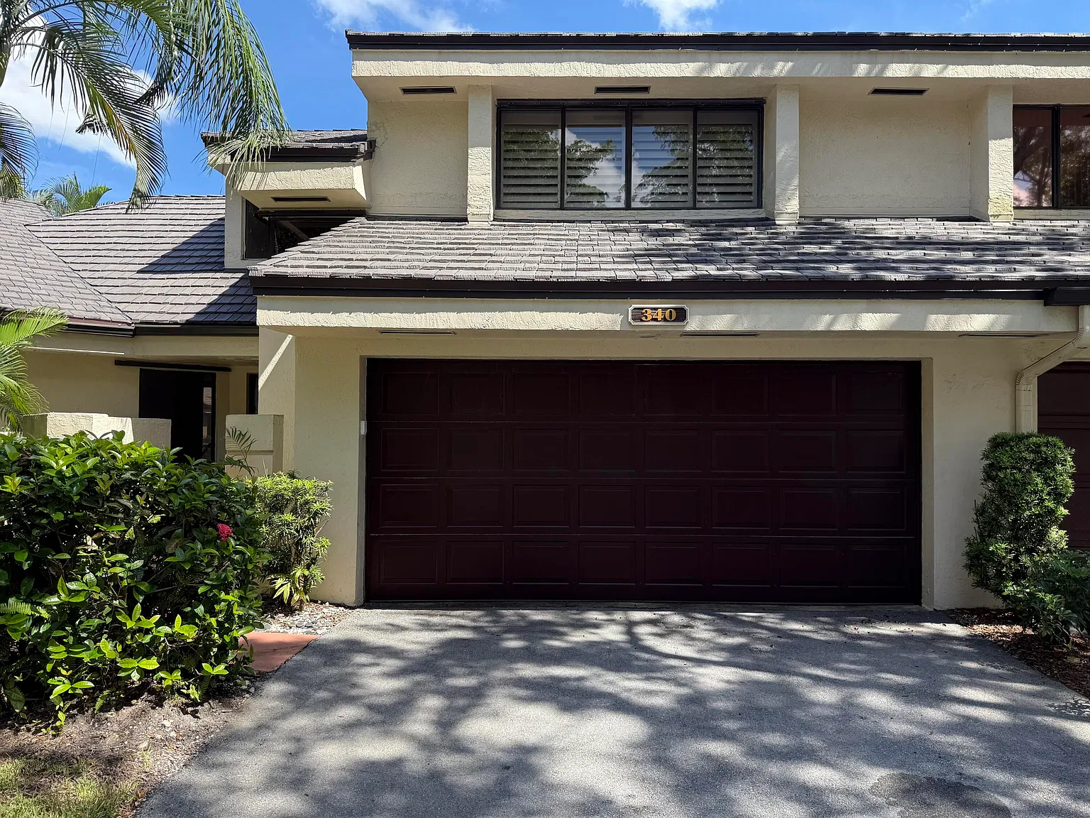 3 bed, 2.5 bath, 2029 sqft, $3,650 — Photo 1