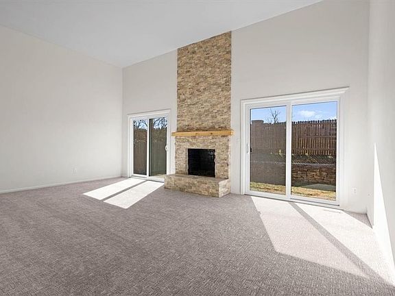 2nd image of 10259 Cedarbrooke Ln
