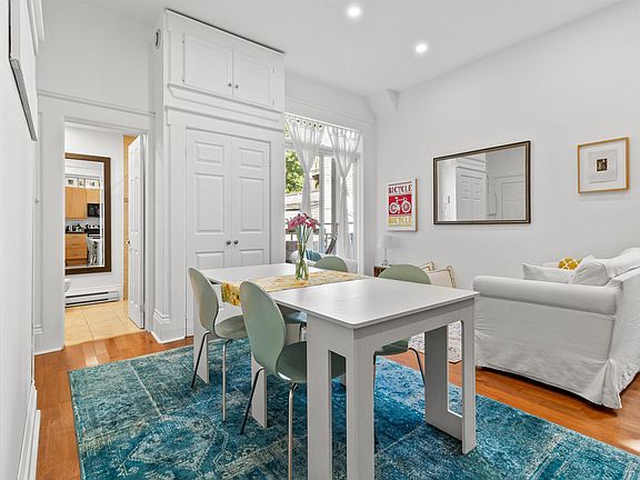 4th image of 1036 Bland St #4