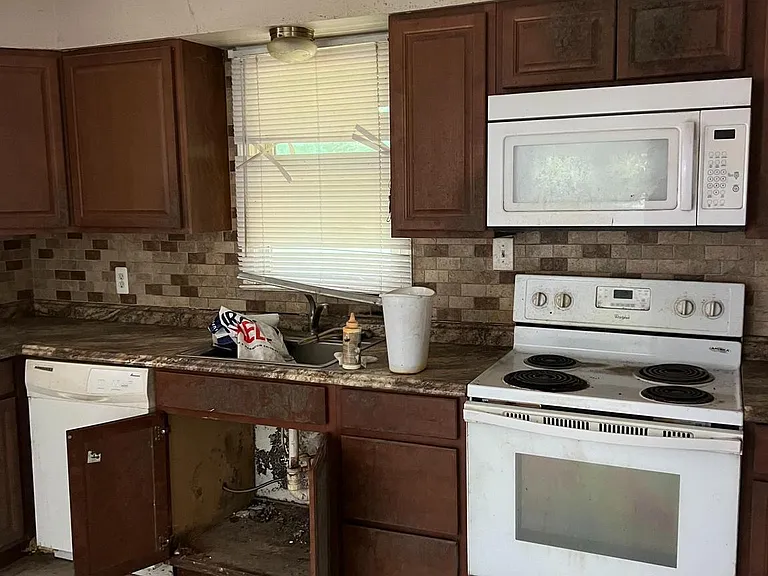 3813 Mount Pleasant Rd — Photo 13