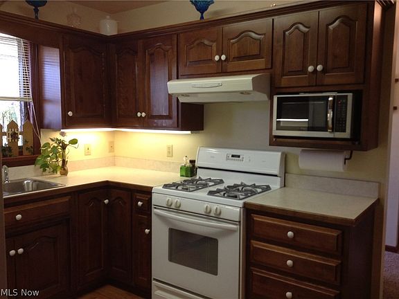 2nd image of 4134 Gray Dr #38
