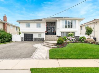 2508 Harbor Ln, Bellmore, NY 11710