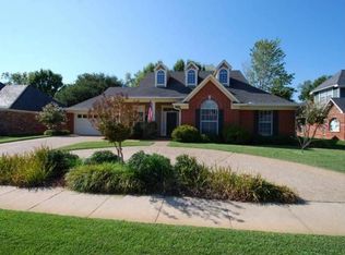 1213 Whitehall Dr, Bossier City, LA 71112
