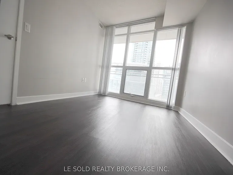 38 Dan Leckie Way #1205 — Photo 21