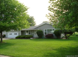 2882 Montague Dr, Galesburg, IL 61401